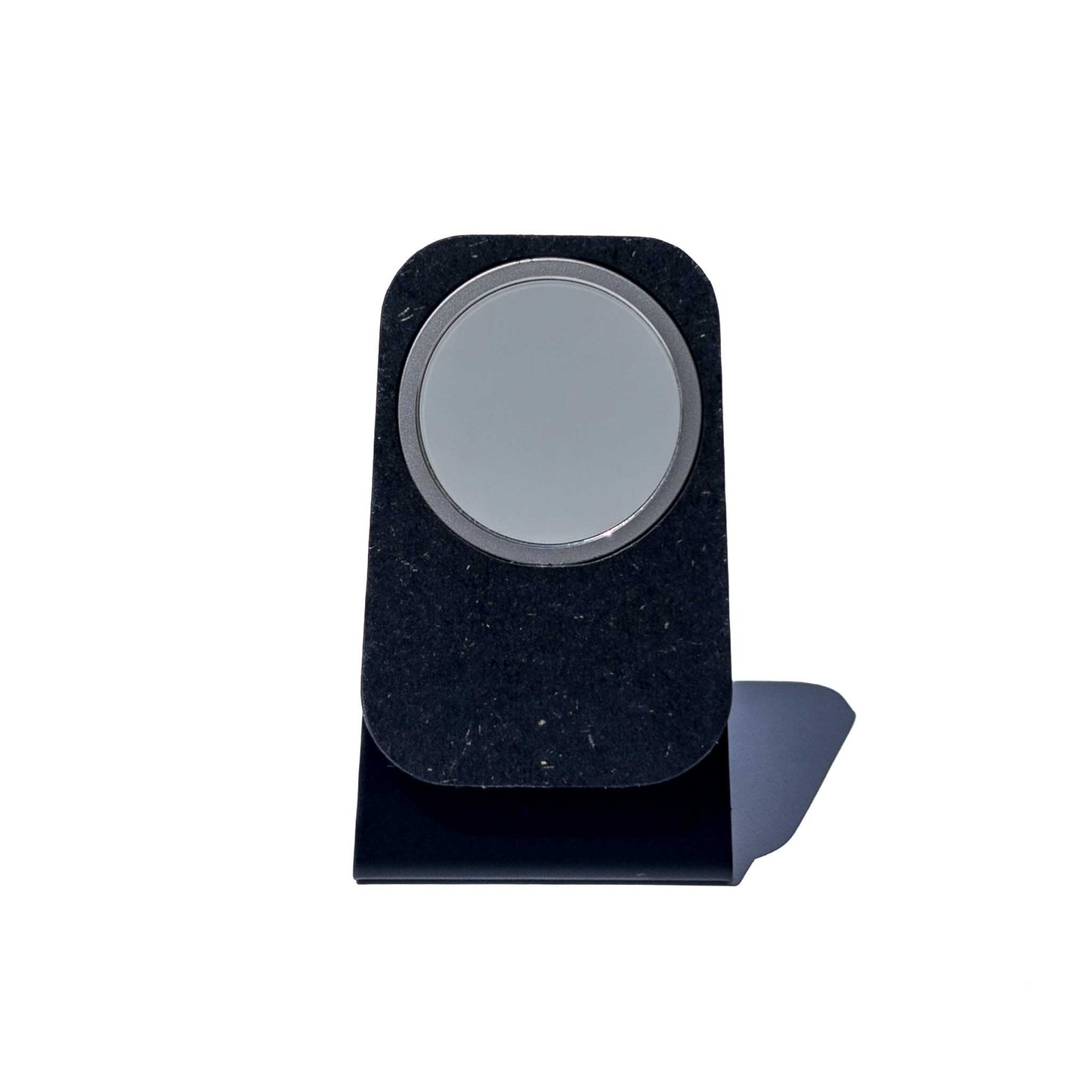 MagSafe Stand - Black on Black