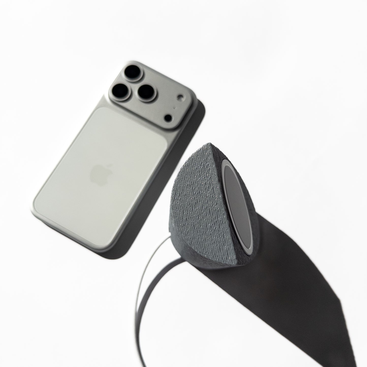 MagSafe Charging Stand - iPhone 17 Pro Colors