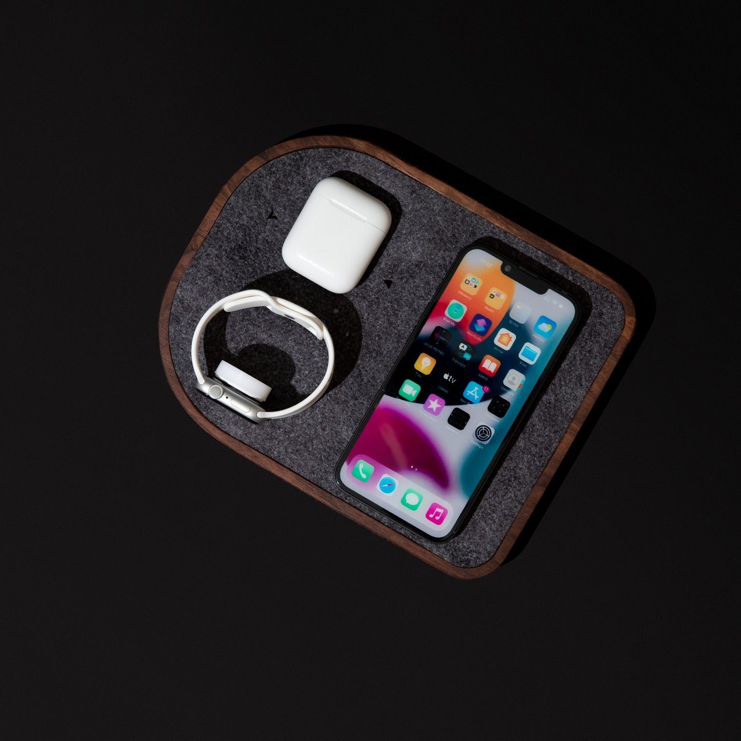 3-in-1 Charging Dock - Fully Wireless Charging