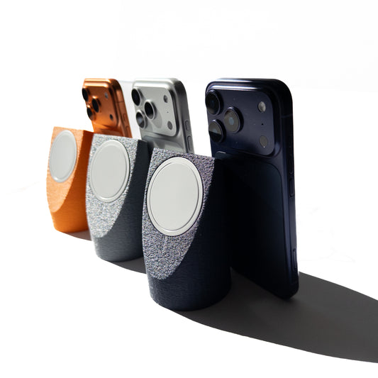 MagSafe Charging Stand - iPhone 17 Pro Colors